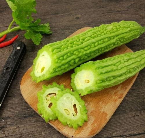 阎良吃瓜现场,全民围观，趣味横生！